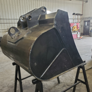 Welding of metal bucket